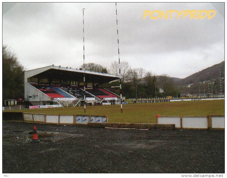 PONTYPRIDD "Sardis Road Stadium" (Pays De Galles) - Rugby