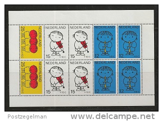 NEDERLAND, 1969, Mint  Hinged Stamp(s) Block Nr. 8, Child Welfare, NVPH Nr. 937,  #6840 - Blocks & Sheetlets