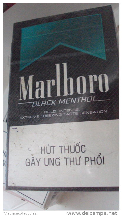 Vietnam Viet Nam MARLBORO Green Opened Empty Hard Pack Of Tobacco Cigarette - Empty Cigarettes Boxes