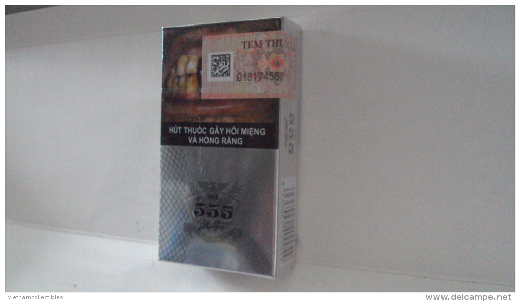 Vietnam Viet Nam 555 Light Opened Empty Hard Pack Of Tobacco Cigarette - Sigarettenkokers (leeg)