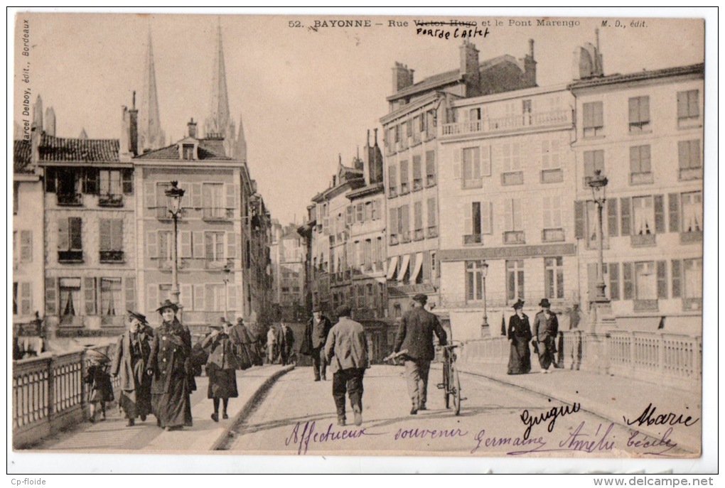 64 - BAYONNE . RUE VICTOR HUGO ET LE PONT MARENGO - Ref. N°7056 - - Bayonne