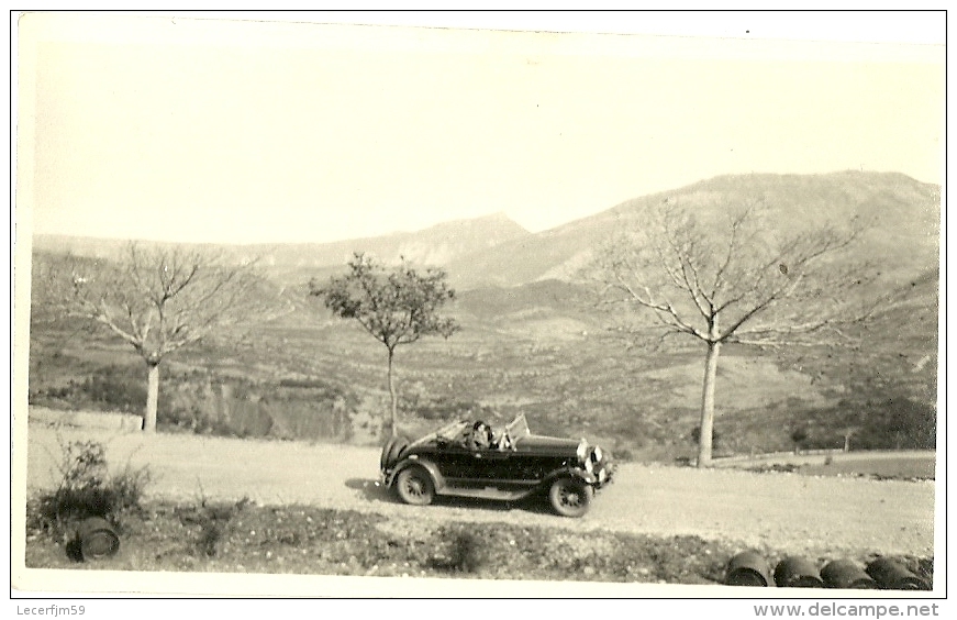 PHOTO  D UNE VOITURE DE TOURISTE ANCIENNE VOITURE LA DESCENTE SUR SAINT VALLIER EN 1930 - Voitures De Tourisme