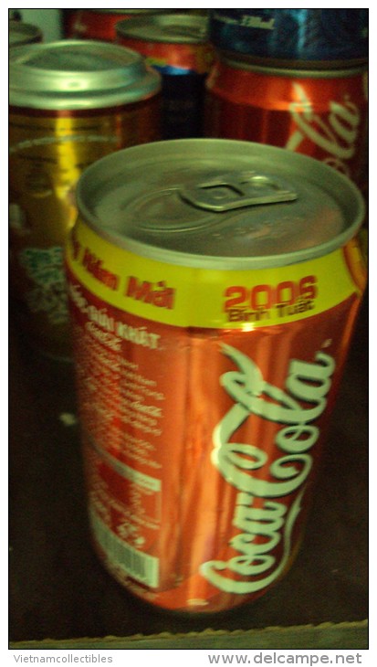 Vietnam Viet Nam Coke Coca Cola Empty Can New Year 2006 - Opened At Bottom - Cannettes