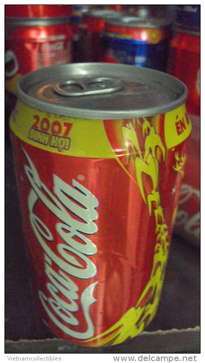 Vietnam Viet Nam Coca Cola Coke Empty Can New Year 2007 - Opened At Bottom - Latas