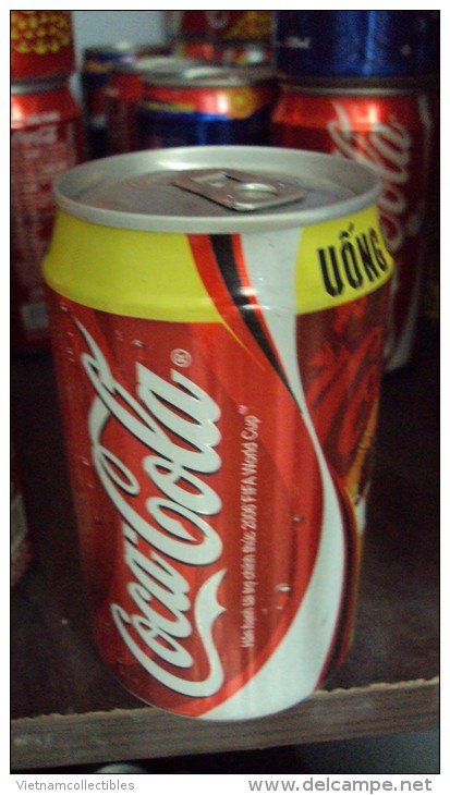 Vietnam Viet Nam Coca Cola Coke Empty Can Football World Cup 2006 In Germany - Opened At Bottom - Scatole E Lattine In Metallo