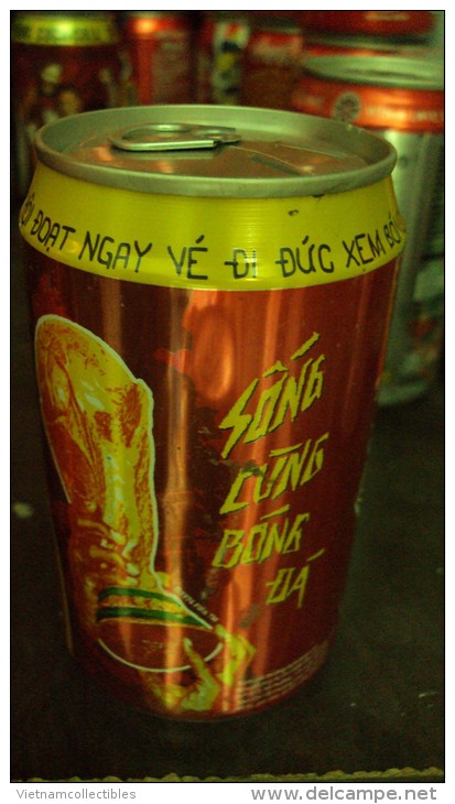 Vietnam Viet Nam Coke Coca Cola Empty Can Football World Cup 2006 - Opened At Bottom - Latas