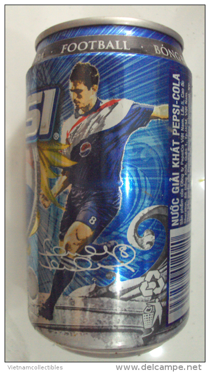 Vietnam Viet Nam Pepsi 330ml Empty Can - Lampard , A Footballer From UK / Opened At Bottom - Cannettes