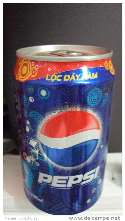 Vietnam Viet Nam Pepsi 330ml Empty Can - New Year Design / Opened At Bottom - Cannettes