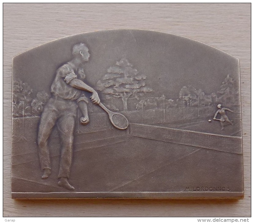 DB-056	Médaille  Bronze Signée M.Lordonnois A.Chorillon Edit.L'Echo De Paris Tennis 1925-1926 - Obj. 'Souvenir De'