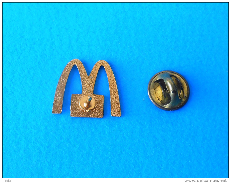 CROATIA - McDONALD´s  * Rare Pin Badge Anstecknadel Distintivo - McDonald's