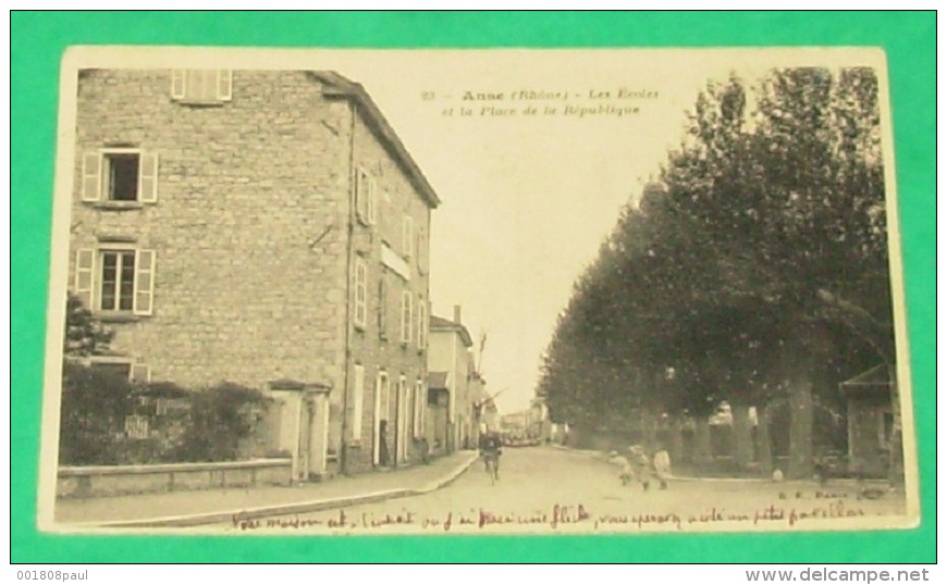 69 - Anse - ( Rhône ) - Les écoles Et La Place De La République  ::::: Animation - Bicyclettes - Cycles  ::: Alb 4 - Anse