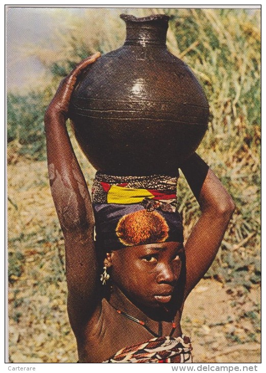 CAMEROUN,CAMEROON,ancienn E Colonie Allemande Gérée Par Les Français,prés Nigeria,tchad,fille,fille Tte,porteuse Eau,rar - Kamerun