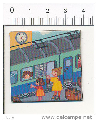 Magnet / Humour Gare Wagon De Voyageurs Train Chemin De Fer  / K-B-1 - Magnets