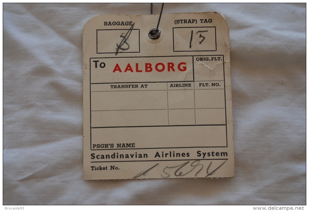 TICKET POUR BAGAGE SCANDINAVIAN AIRLINE SYSTEM - Aufklebschilder Und Gepäckbeschriftung