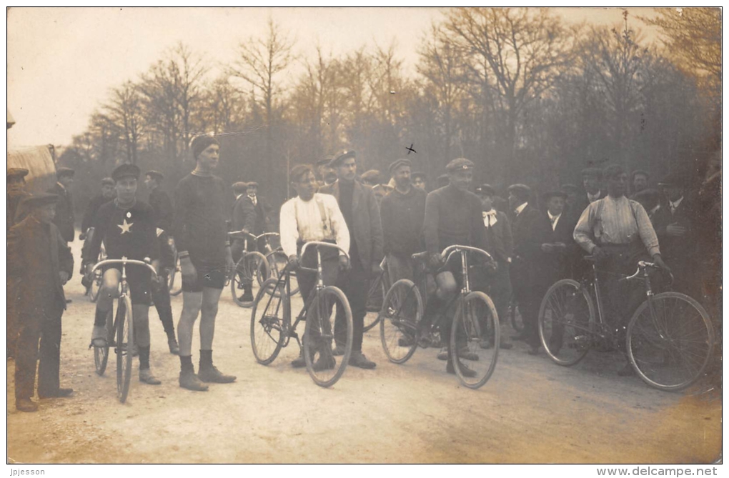 YONNE  89  CERISIERS  SPORT  CYCLISME  CARTE PHOTO - Cerisiers