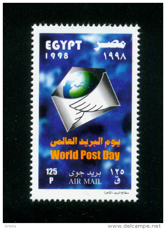 EGYPT / 1998 / AIRMAIL / WORLD POST DAY / GLOBE / ENVELOPE / MNH / VF - Neufs