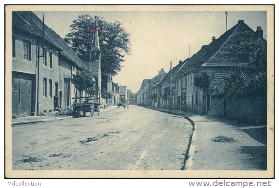 57 FENETRANGE / Faubourg Avec Vieille Chapelle / - Fénétrange