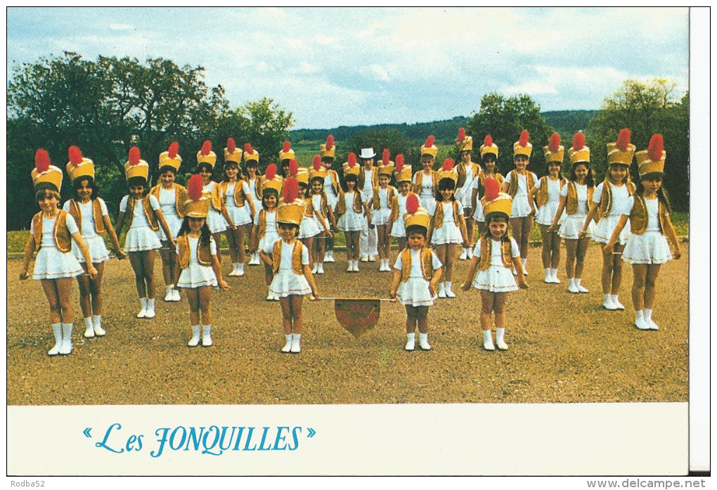 CPM - Les Majorettes De  Prauthoy - " Les Jonquilles " - Prauthoy