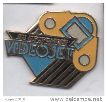 Beau Pin's En EGF , Jeu Electronique , Videojet - Jeux