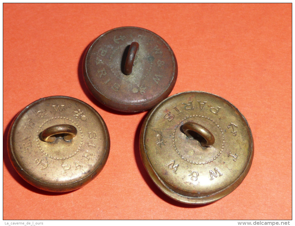 Rare Lot De 3 Anciens Boutons D'uniforme En Laiton PTT P & T Postes Téléphones Et Télégraphes, Lauriers Bouton - Knöpfe