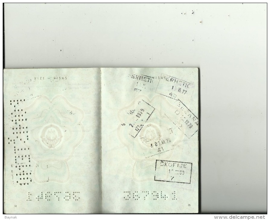 P109  --   SFR  YUGOSLAVIA  ---  PASSPORT  --  1977   --  LADY PHOTO  --  2 X VISA GREECE  --  FISCAL REVENUE, TAX STAMP - Historical Documents