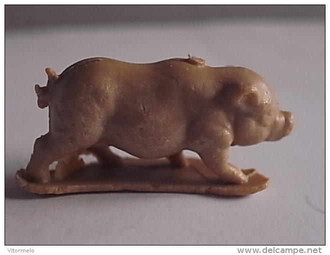 1 Figurine -  Pig - Cochons