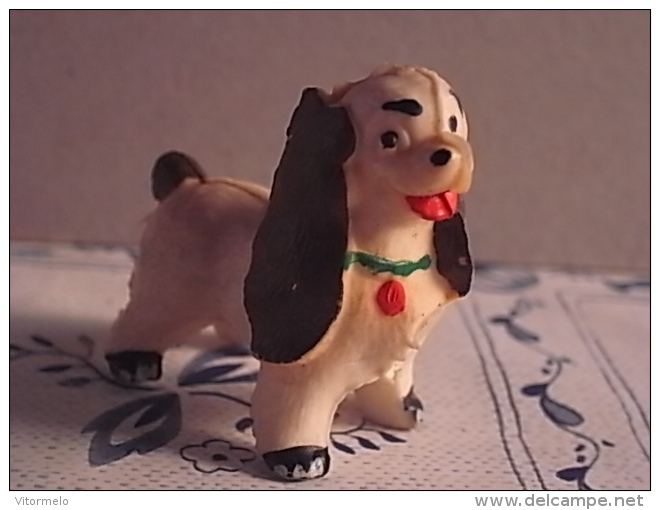 1 Figurine -  Dog - Dogs