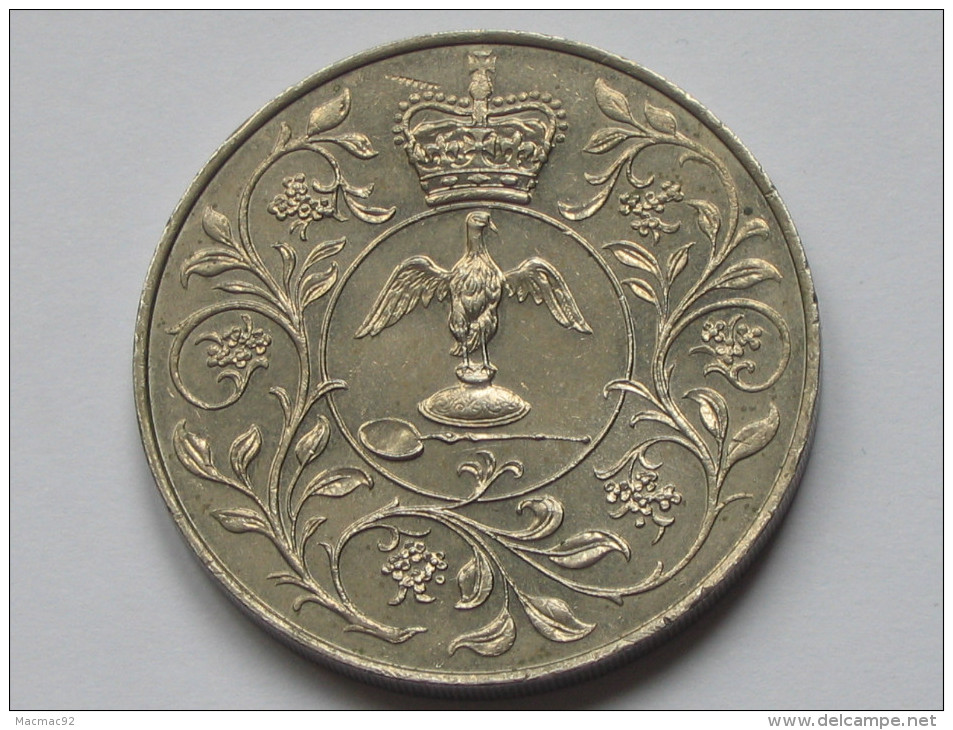 Médaille Elizabeth II DG Reg  - 1977 -  **** EN ACHAT IMMEDIAT **** - Royaux/De Noblesse