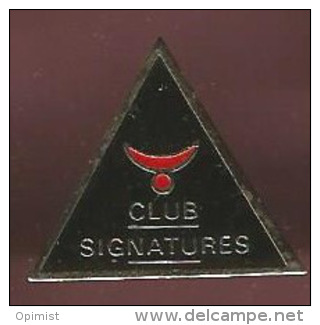 37147-Pin's-club Signatures - Associations