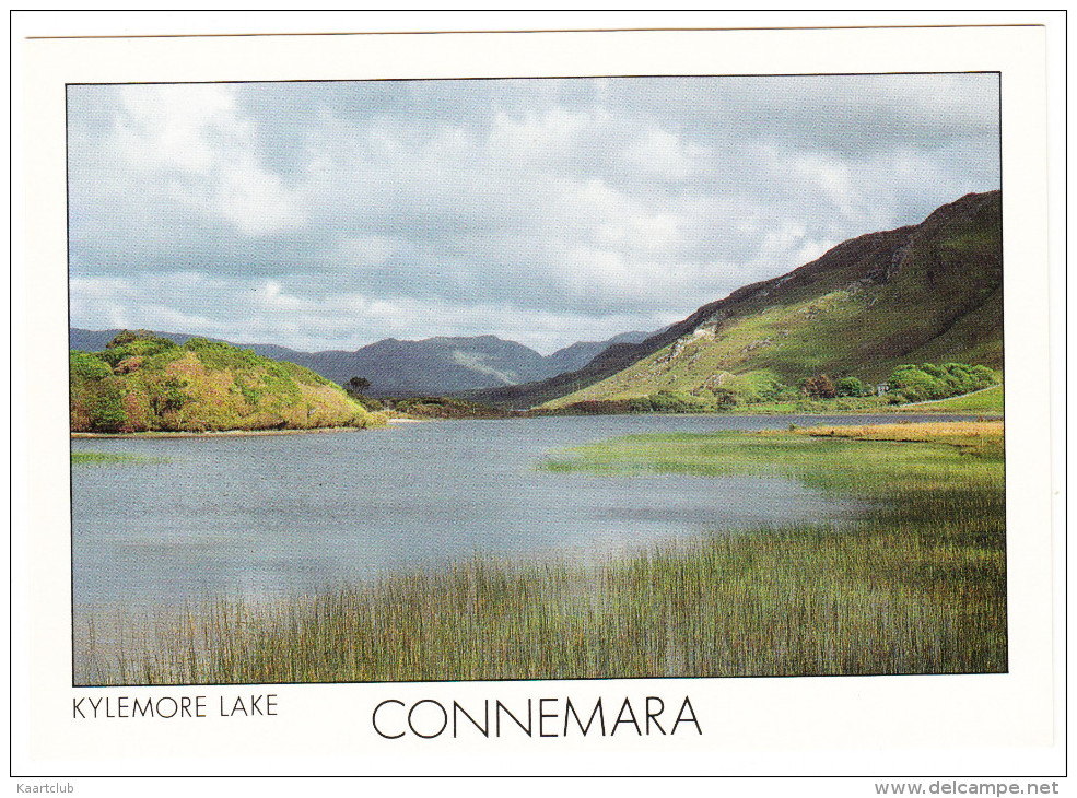 Kylemore Lake, Connemara - Galway - Ireland / Eire - Galway