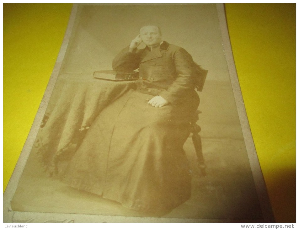 Portrait De Prêtre?/ De Frére?/ A Heil/ Photographie Moderne Chateau Gontier/ Mayenne/ Vers 1880 -90       PHOT215 - Anciennes (Av. 1900)