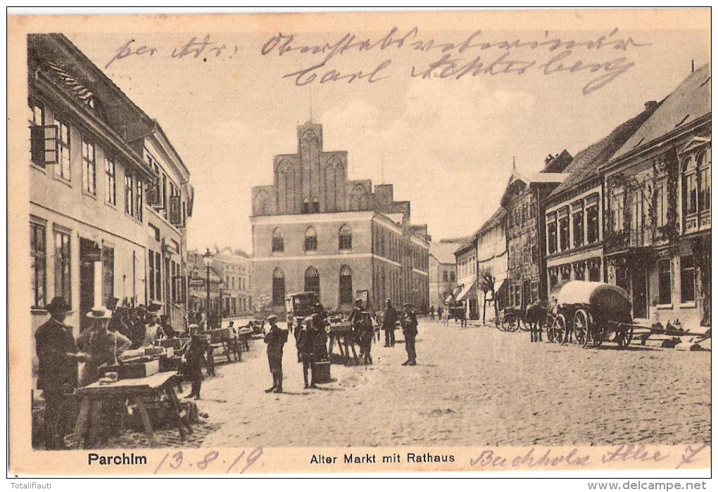 PARCHIM Alter Markt Mit Rathaus Markttreiben Schüler Planwagen 13.8.1919 Gelaufen - Parchim