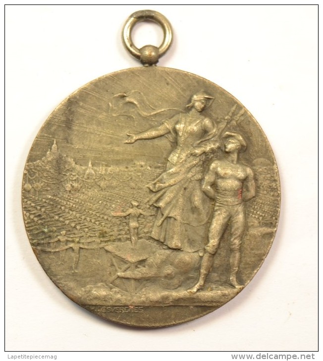 Médaille D'argent Fédération Gymnastique Et Sportive Des Patronages De France, Bourg Neuf Juillet 1910 - Ginnastica