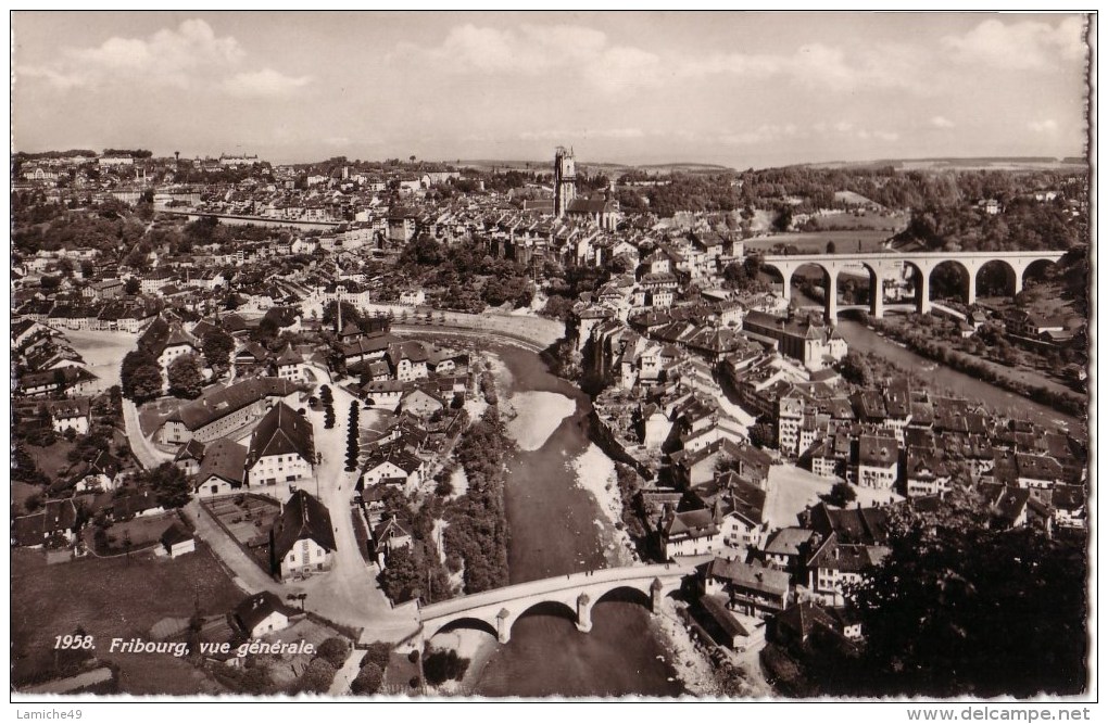 FRIBOURG  1958 Vue Générale CARTE CPSM Format CPA ( Pont église ….  ) - Fribourg