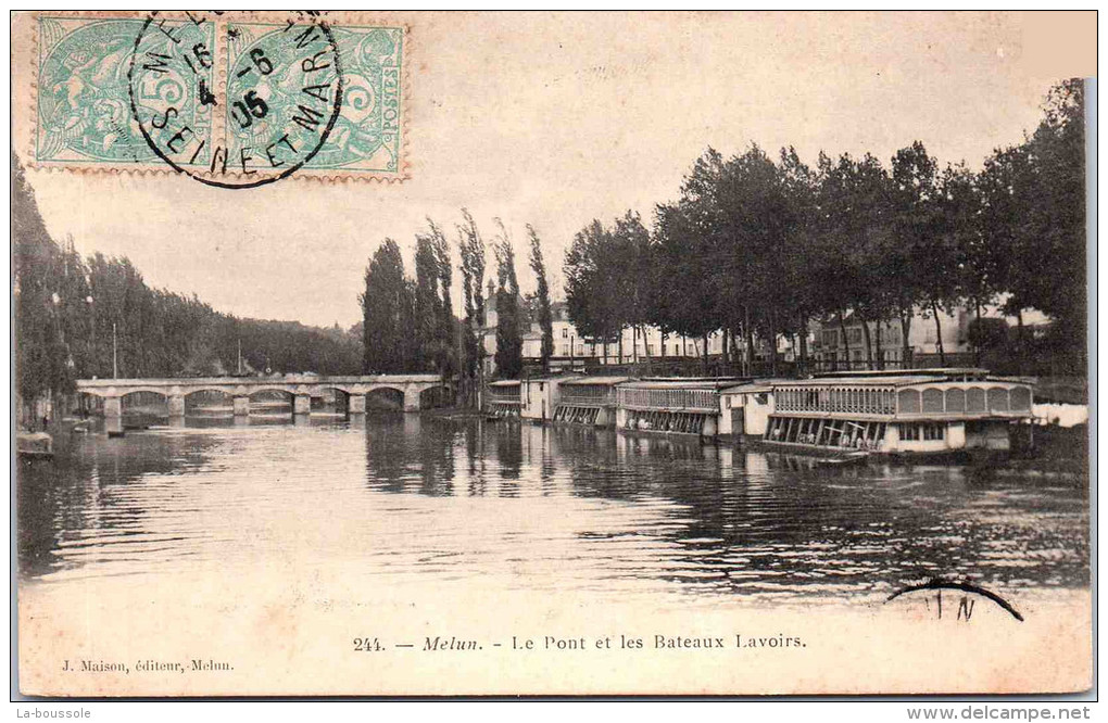 77 MELUN - Le Pont Et Les Bateaux Lavoirs. - Melun