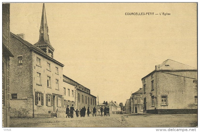 Courcelles-Petit :  L'église  (  Ecrit 1925 Avec Timbre )  Carte Carnet - Courcelles