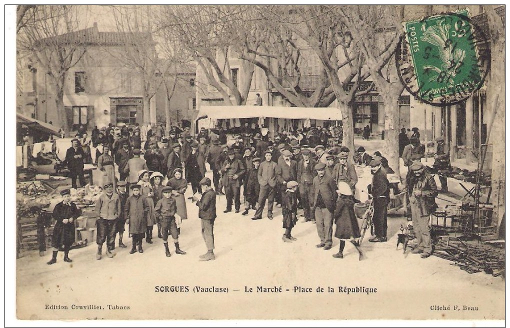 SORGUES Le Marche Place De La Republique - Sorgues