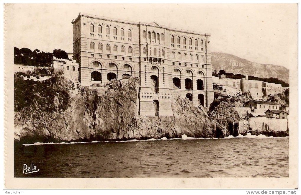 MONACO : Musée Océanographique - Façade, Côté De La Mer (Delefortrie, Architecte). Cliché Peu Courant Sous Cet Angle. - Oceanografisch Museum