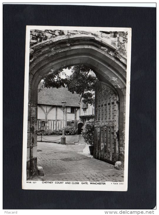 48738     Regno  Unito,   Cheyney  Court  And  Close  Gate,  Winchester,  VG 1961 - Winchester