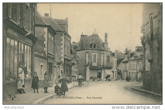 18 SANCERGUES / Rue Centrale / - Sancergues