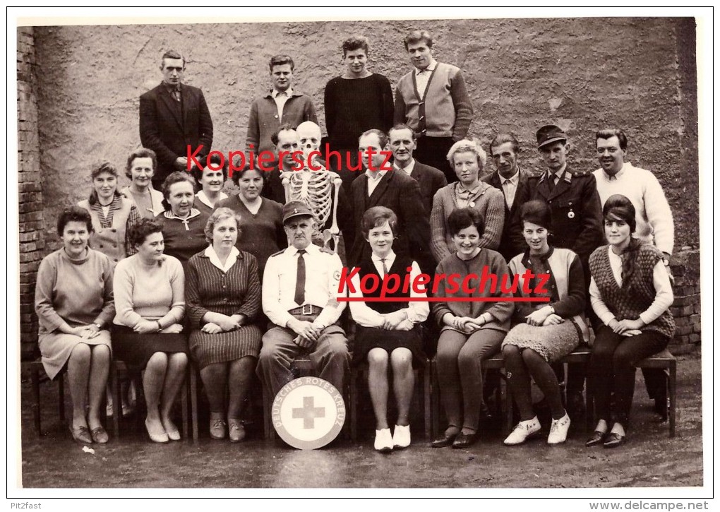 Altes Foto , Grimmen Ca. 1948 , DRK , Deutsches Rotes Kreuz , Skelett , Krankenschwester , Krankenhaus , Mecklenburg !!! - Grimmen