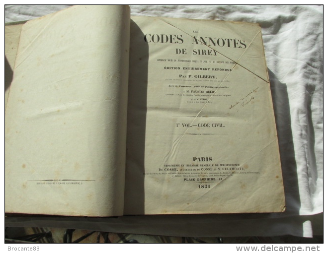 CODE SIREY EDITION REFONDU PAR P GILBET DE 1851 2 VOLUMES - Rechts