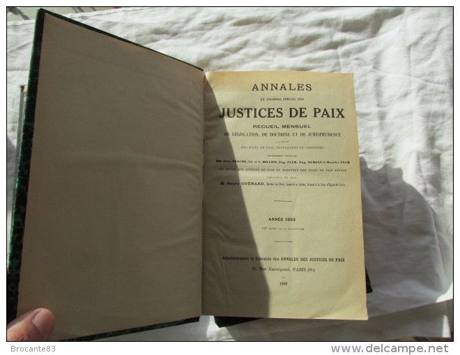 3 ANNALES DE JUSTICES ET DE PAIX RECUEIL MENSUEL DE 2 DE 1937 ET UN DE 1939 PAR H GUERARD - Right