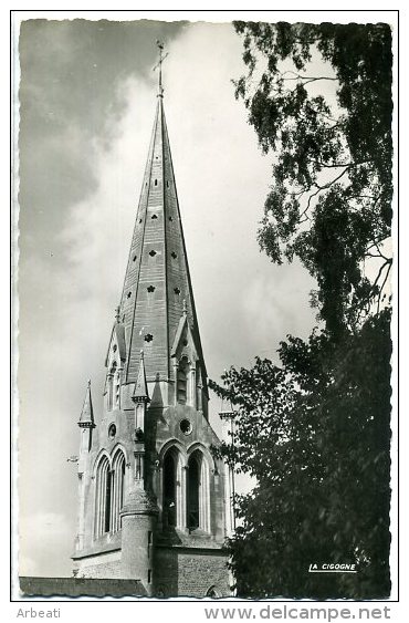 76 AUFFAY ++ L'Eglise ++ - Auffay