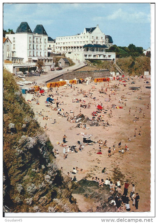 LE POULDU (29S) - La Plage Et Les Hotels - Le Pouldu