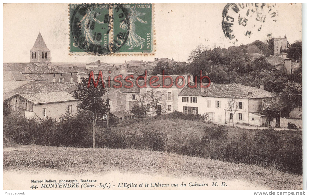 17 - MONTENDRE - Eglise  Et Le Chateau Vus Du Calvaire  -  Dos Vierge - 2 Scans - Montendre