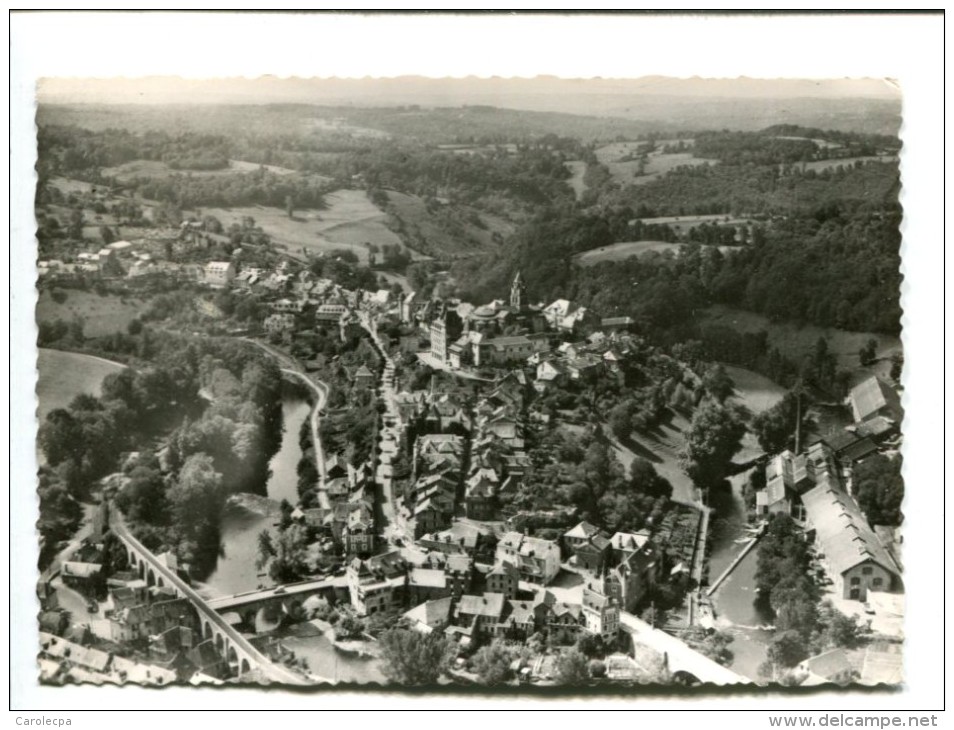 CP - UZERCHE (19) VUE AERIENNE - Uzerche