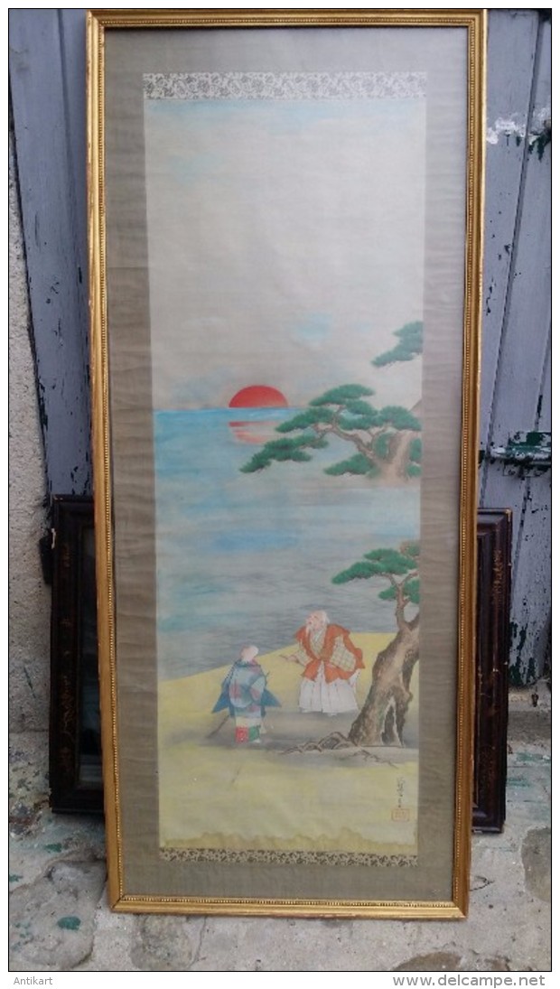 CHINE - Grand coucher de soleil aux deux vieillards milieu XXe Peinture sur soie signée 48x117 cm