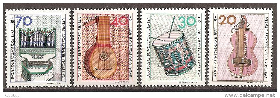 Mi. 459/462 ** - Unused Stamps