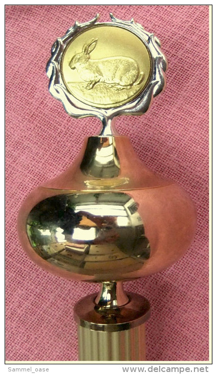 Pokal  Kaninchen-Zucht-Verein  -  Satin Clubmeister   -  Ca. 35 Cm Länge  -  Von 1985 - Sonstige & Ohne Zuordnung